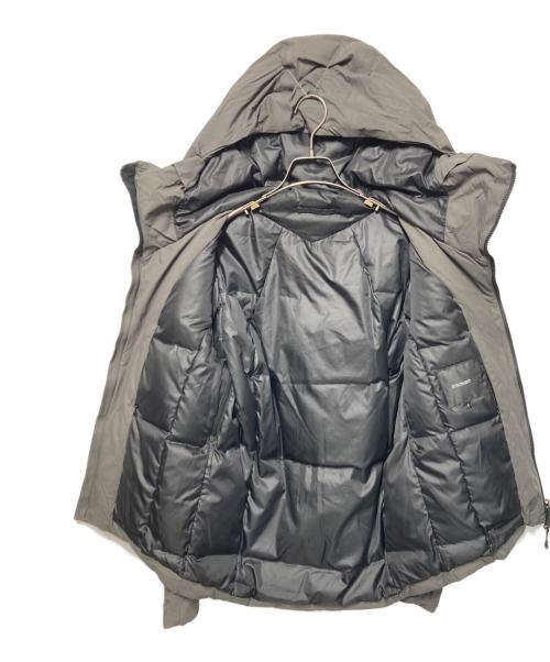 ATTACHMENT（アタッチメント）ATTACHMENT (アタッチメント) 透湿防水3レイヤーナイロンリップ フーデッドダウン カーキ サイズ:1の古着・服飾アイテム