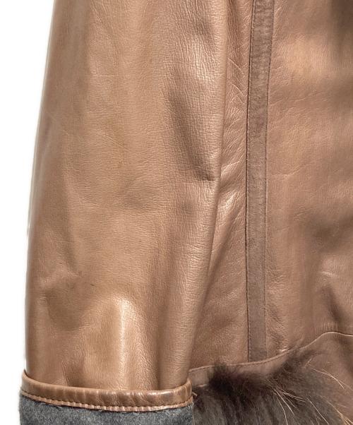 FENDI（フェンディ）FENDI (フェンディ) VERA PELLEレザーファー付きコート ブラウン サイズ:44の古着・服飾アイテム