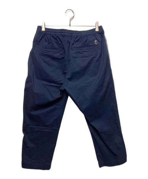 A BATHING APE（ア ベイシング エイプ）A BATHING APE (ア ベイシング エイプ) サイドラインクロップドパンツ ネイビー サイズ:XLの古着・服飾アイテム