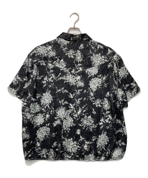 COMMISSION（コミッション）COMMISSION (コミッション) 総柄スキッパーシャツ ブラック サイズ:XLの古着・服飾アイテム