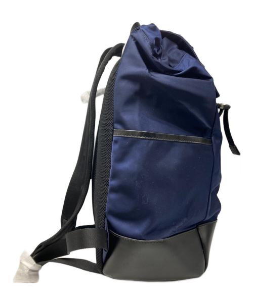 MICHAEL KORS（マイケル・コース）MICHAEL KORS (マイケル・コース) リュック ネイビーの古着・服飾アイテム