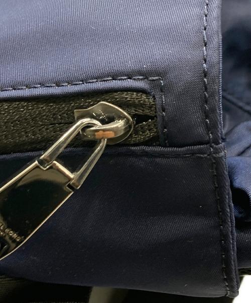 MICHAEL KORS（マイケル・コース）MICHAEL KORS (マイケル・コース) リュック ネイビーの古着・服飾アイテム