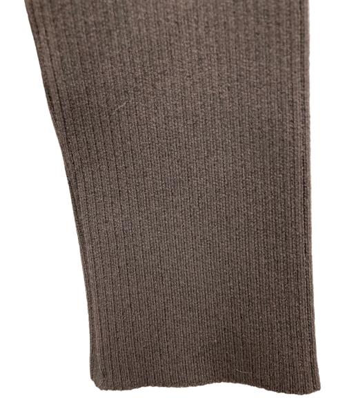 AKIRA NAKA（アキラナカ）AKIRA NAKA (アキラナカ) Avril irregular panel knit PO カーキ×ブラウン サイズ:1の古着・服飾アイテム