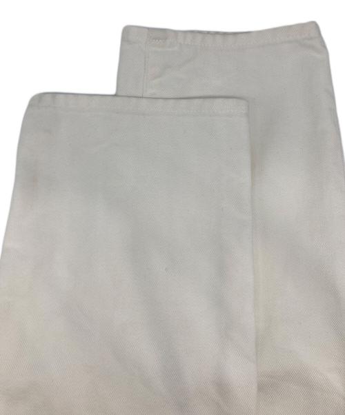 YCHAI（イカイ）YCHAI (イカイ) ワンウォッシュテーパードフィットホワイトデニム ホワイト サイズ:29の古着・服飾アイテム