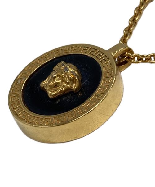 VERSACE（ヴェルサーチェ）VERSACE (ヴェルサーチェ) メデューサ メダル ネックレス ゴールドの古着・服飾アイテム
