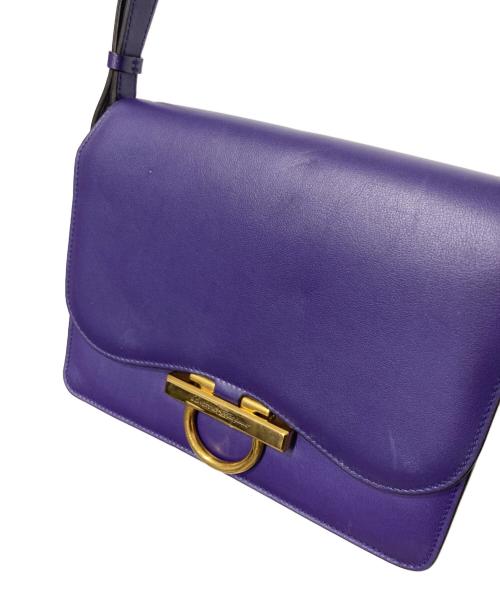 Salvatore Ferragamo（サルヴァトーレ フェラガモ）Salvatore Ferragamo (サルヴァトーレ フェラガモ) ガンチーニショルダーバッグ パープルの古着・服飾アイテム