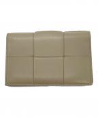 BOTTEGA VENETAボッテガベネタ）の古着「トラバーチンカセットビジネスカードケース」｜ベージュ