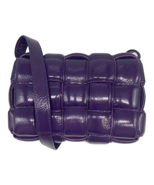 BOTTEGA VENETA（ボッテガベネタ）BOTTEGA VENETA (ボッテガベネタ) パデッドカセットショルダーバッグ パープルの古着・服飾アイテム