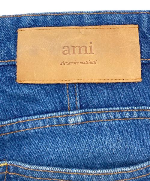AMI Alexandre Mattiussi（アミアレクサンドルマテュッシ）AMI Alexandre Mattiussi (アミアレクサンドルマテュッシ) ロゴラベル コットン ストレートデニムジーンズ インディゴ サイズ:29の古着・服飾アイテム