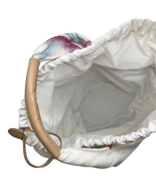 ISSEY MIYAKE（イッセイミヤケ）ISSEY MIYAKE (イッセイミヤケ) キャンバスハンドバッグ ホワイト×ピンクの古着・服飾アイテム