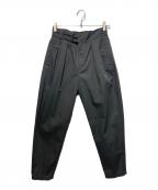 TOMORROW LANDトゥモローランド）の古着「ポリエステルコットンツイル ダブルバックルパンツ」｜チャコールグレー