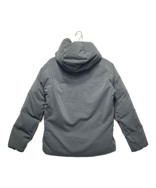 BEAUTY&YOUTH UNITED ARROWS（ビューティーアンドユースユナイテッドアローズ）BEAUTY&YOUTH UNITED ARROWS (ビューティーアンドユースユナイテッドアローズ) “小松マテーレ” シャンブレー アライドダウンジャケット グレー サイズ:Mの古着・服飾アイテム