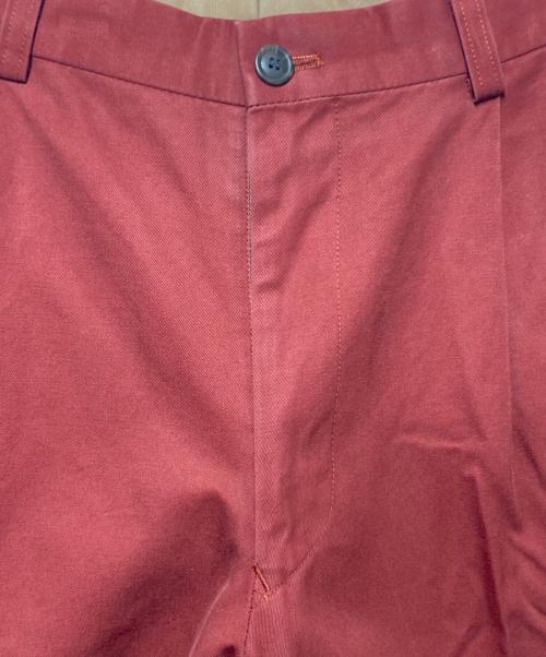 ISSEY MIYAKE（イッセイミヤケ）ISSEY MIYAKE (イッセイミヤケ) タックワイドパンツ レッド サイズ:Lの古着・服飾アイテム