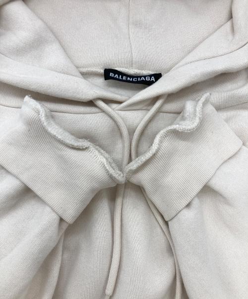 BALENCIAGA（バレンシアガ）BALENCIAGA (バレンシアガ) ロゴプリントパーカー ベージュ サイズ:Ｓの古着・服飾アイテム