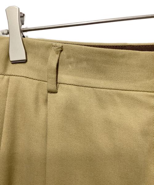 CARUSO（カルーゾ）CARUSO (カルーゾ) 2タックコットンスラックスパンツ ベージュ サイズ:無しの古着・服飾アイテム