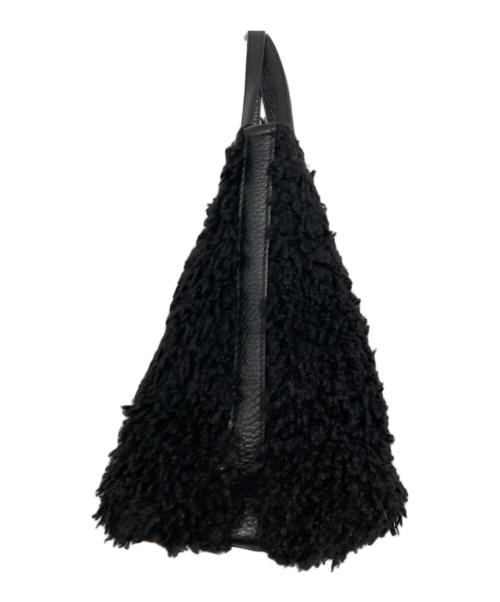 VANGI（バンギ）VANGI (バンギ) エコファーポシェットバッグ ブラックの古着・服飾アイテム