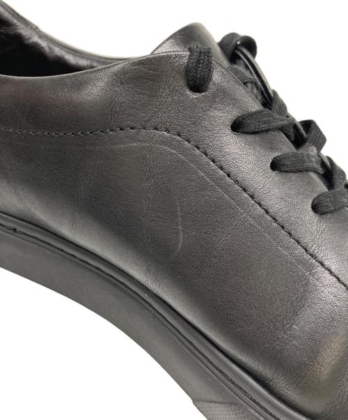 TOSS（トス）TOSS (トス) スニーカー ブラック サイズ:8の古着・服飾アイテム