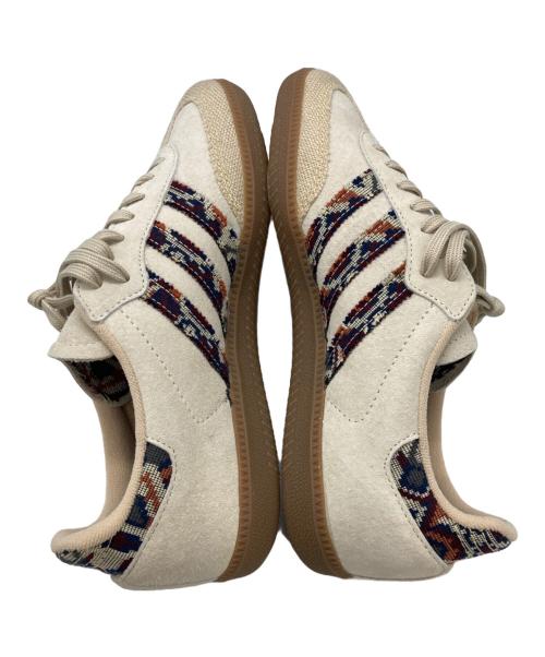 adidas（アディダス）adidas (アディダス) end. (エンド) ローカットスニーカー ベージュ サイズ:26の古着・服飾アイテム