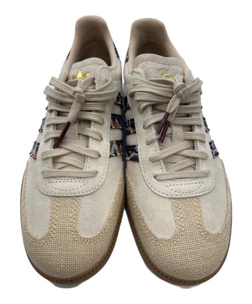 adidas（アディダス）adidas (アディダス) end. (エンド) ローカットスニーカー ベージュ サイズ:26の古着・服飾アイテム