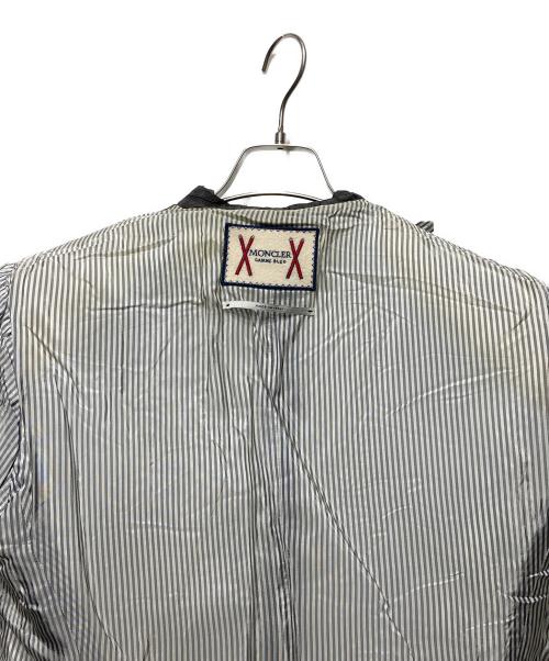 MONCLER GAMME BLEU（モンクレール ガム ブルー）MONCLER GAMME BLEU (モンクレール ガム ブルー) ダウンテーラードジャケット グレー サイズ:3の古着・服飾アイテム