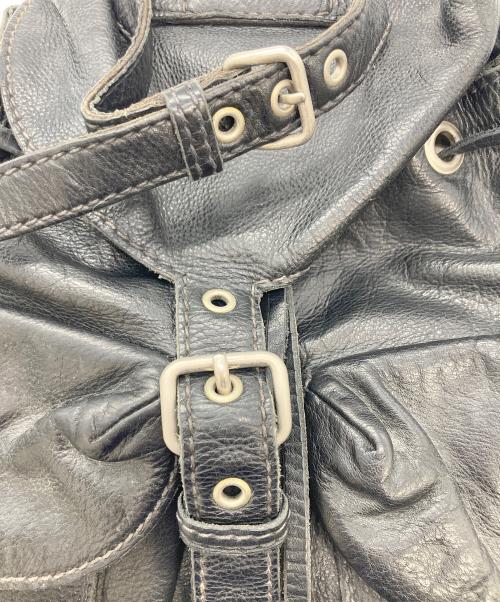 MIU MIU（ミュウミュウ）MIU MIU (ミュウミュウ) レザーミニリュック ブラックの古着・服飾アイテム