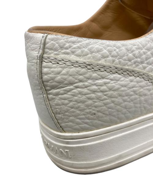 EMPORIO ARMANI（エンポリオアルマーニ）EMPORIO ARMANI (エンポリオアルマーニ) ローカットスニーカー ホワイト サイズ:US8の古着・服飾アイテム