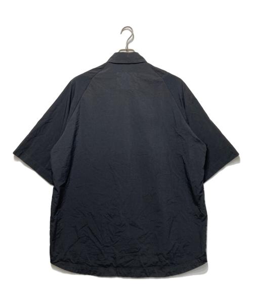 teatora（テアトラ）teatora (テアトラ) CARTRIDGE SHIRT S/S PACKABLE グレー サイズ:2の古着・服飾アイテム