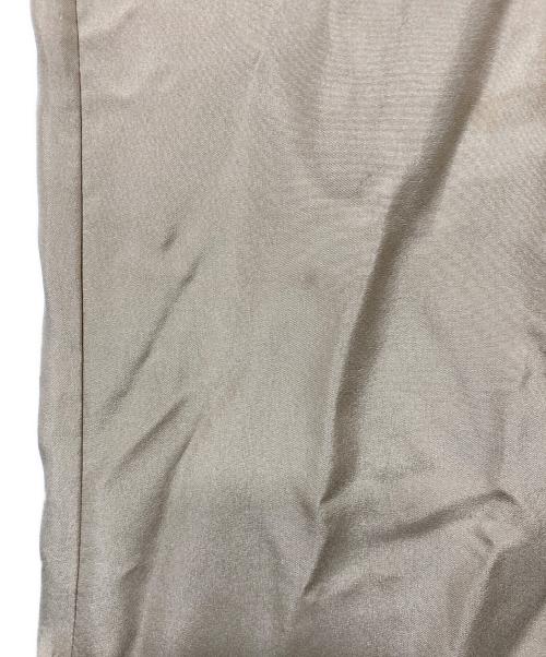 SALON adam et rope'（サロンアダムエロペ）SALON adam et rope' (サロンアダムエロペ) GENTLE SILKノースリーブワンピース ベージュ サイズ:Fの古着・服飾アイテム