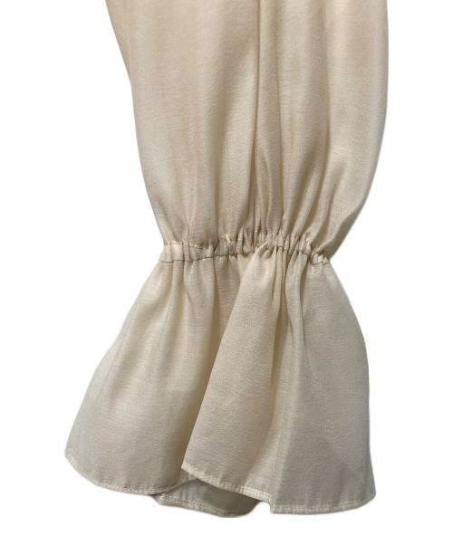 martinique（マルティニーク）martinique (マルティニーク) シアーオーガンプルオーバー アイボリー サイズ:Free 未使用品の古着・服飾アイテム