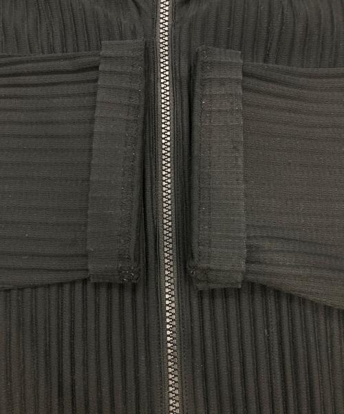 HOMME PLISSE ISSEY MIYAKE（オム プリッセ イッセイ ミヤケ）HOMME PLISSE ISSEY MIYAKE (オム プリッセ イッセイ ミヤケ) プリーツジップアップジャケット ブラック サイズ:3の古着・服飾アイテム