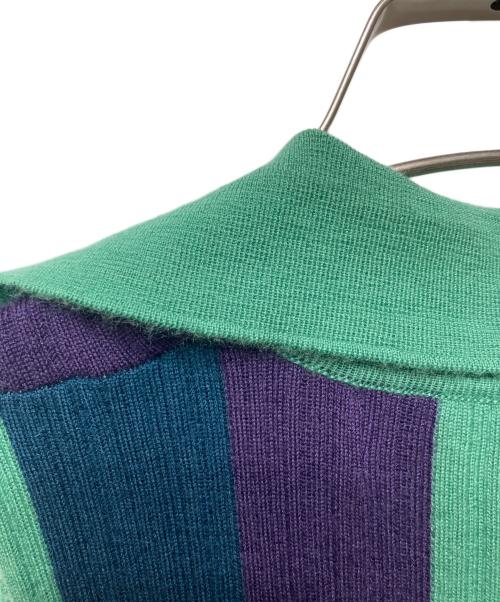 MARNI（マルニ）MARNI (マルニ) カシミヤノースリーブ襟付ニット グリーン×パープル サイズ:Ｍの古着・服飾アイテム