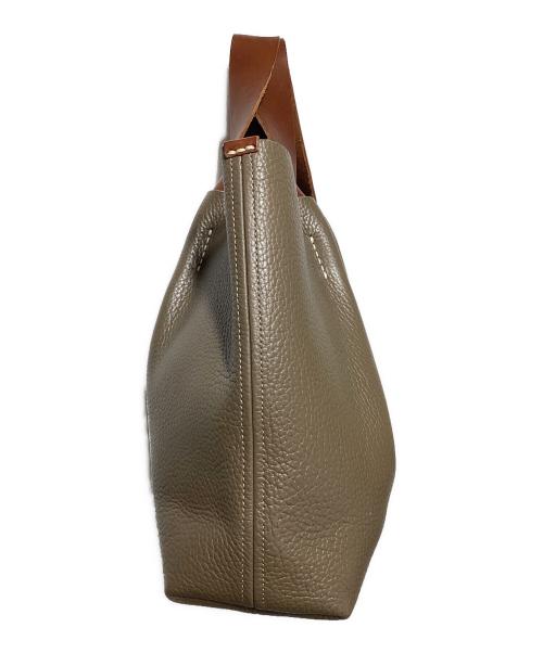 HENDER SCHEME（エンダースキーマ）HENDER SCHEME (エンダースキーマ) ピアノバッグ ミディアム グレーの古着・服飾アイテム