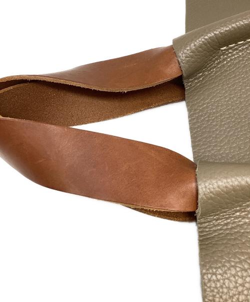 HENDER SCHEME（エンダースキーマ）HENDER SCHEME (エンダースキーマ) ピアノバッグ ミディアム グレーの古着・服飾アイテム