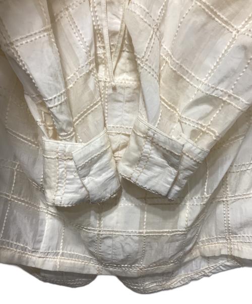 CLANE（クラネ）CLANE (クラネ) SHEER CHECK TUCK WAIST BLOUSE ベージュの古着・服飾アイテム