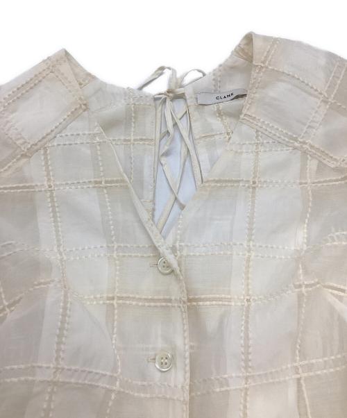 CLANE（クラネ）CLANE (クラネ) SHEER CHECK TUCK WAIST BLOUSE ベージュの古着・服飾アイテム