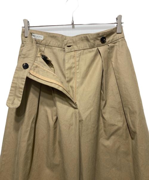 DRIES VAN NOTEN（ドリスヴァンノッテン）DRIES VAN NOTEN (ドリスヴァンノッテン) プリーツディテール ワイドレッグパンツ ベージュ サイズ:36の古着・服飾アイテム