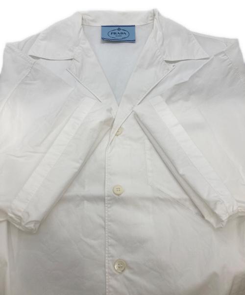 PRADA（プラダ）PRADA (プラダ) ロゴトライアングルボーリングシャツ ホワイト サイズ:Ｓの古着・服飾アイテム