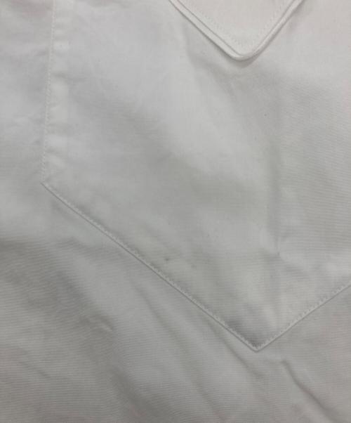 PRADA（プラダ）PRADA (プラダ) ロゴトライアングルボーリングシャツ ホワイト サイズ:Ｓの古着・服飾アイテム