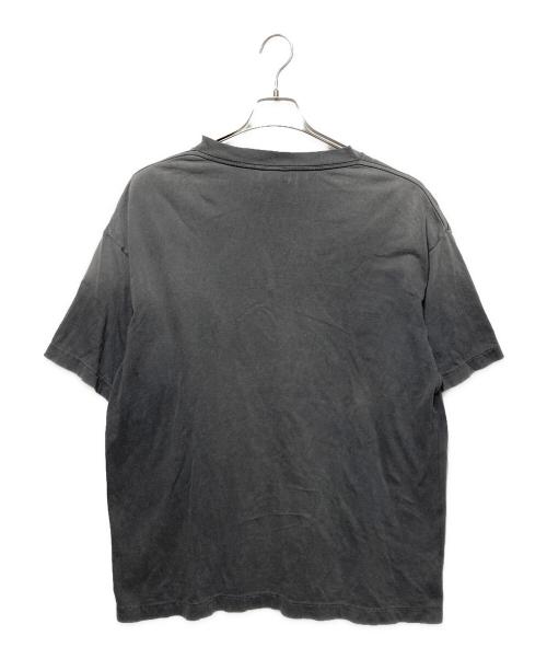 SAINT MICHAEL（セントマイケル）SAINT MICHAEL (セントマイケル) Fist SS Tee グレー サイズ:Lの古着・服飾アイテム