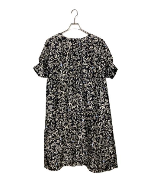 ebure（エブール）ebure (エブール) 総柄ワンピース ブラック サイズ:36の古着・服飾アイテム