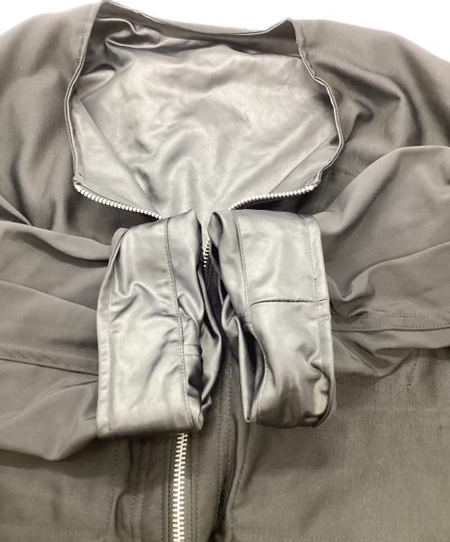 meanswhile（ミーンズワイル）meanswhile (ミーンズワイル) Dress Satin Reversible 4Way JKT ブラック サイズ:3の古着・服飾アイテム