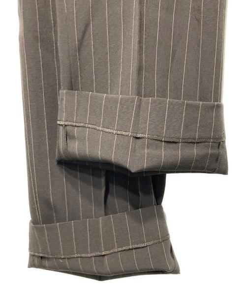 Jean Paul Gaultier FEMME（ジャンポールゴルチエ フェム）Jean Paul Gaultier FEMME (ジャンポールゴルチェフェム) ストライプパンツ ブラウン サイズ:38の古着・服飾アイテム