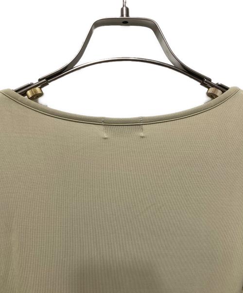 histeric（ヒステリック）histeric (ヒステリック) プリントストレッチカットソー ベージュ サイズ:Freeの古着・服飾アイテム