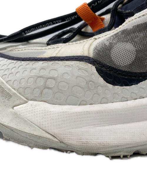 NIKE ACG（ナイキエーシージー）NIKE ACG (ナイキエージーシー) ローカットスニーカー アイボリー サイズ:27の古着・服飾アイテム