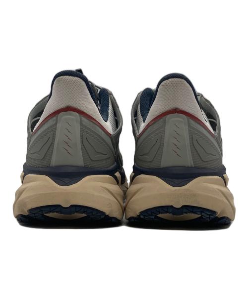 HOKAONEONE（ホカオネオネ）HOKAONEONE (ホカオネオネ) ローカットスニーカー グレー サイズ:27の古着・服飾アイテム