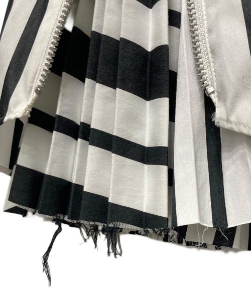 sacai（サカイ）sacai (サカイ) サイドジップストライプシャツワンピース ホワイト×ブラック サイズ:2の古着・服飾アイテム