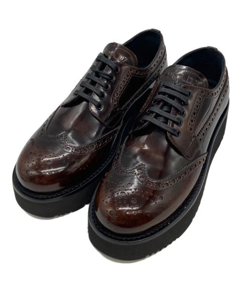 PRADA（プラダ）PRADA (プラダ) ブラッシュドレザー ダービーシューズ ブラウン サイズ:37の古着・服飾アイテム