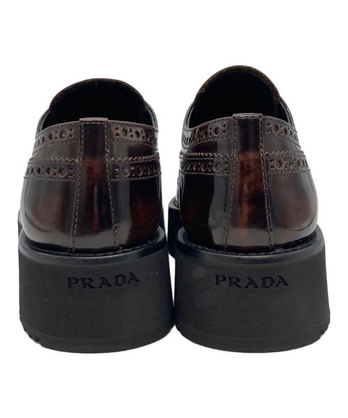 PRADA（プラダ）PRADA (プラダ) ブラッシュドレザー ダービーシューズ ブラウン サイズ:37の古着・服飾アイテム
