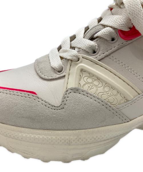 COACH（コーチ）COACH (コーチ) シグネチャーロゴレザーローカットスニーカー ベージュ×ピンク サイズ:24の古着・服飾アイテム