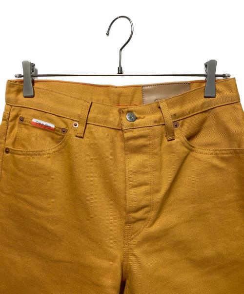 Calvin Klein（カルバンクライン）Calvin Klein (カルバンクライン) HERON PRESTON (ヘロンプレストン) カラーデニムパンツ イエロー サイズ:28の古着・服飾アイテム